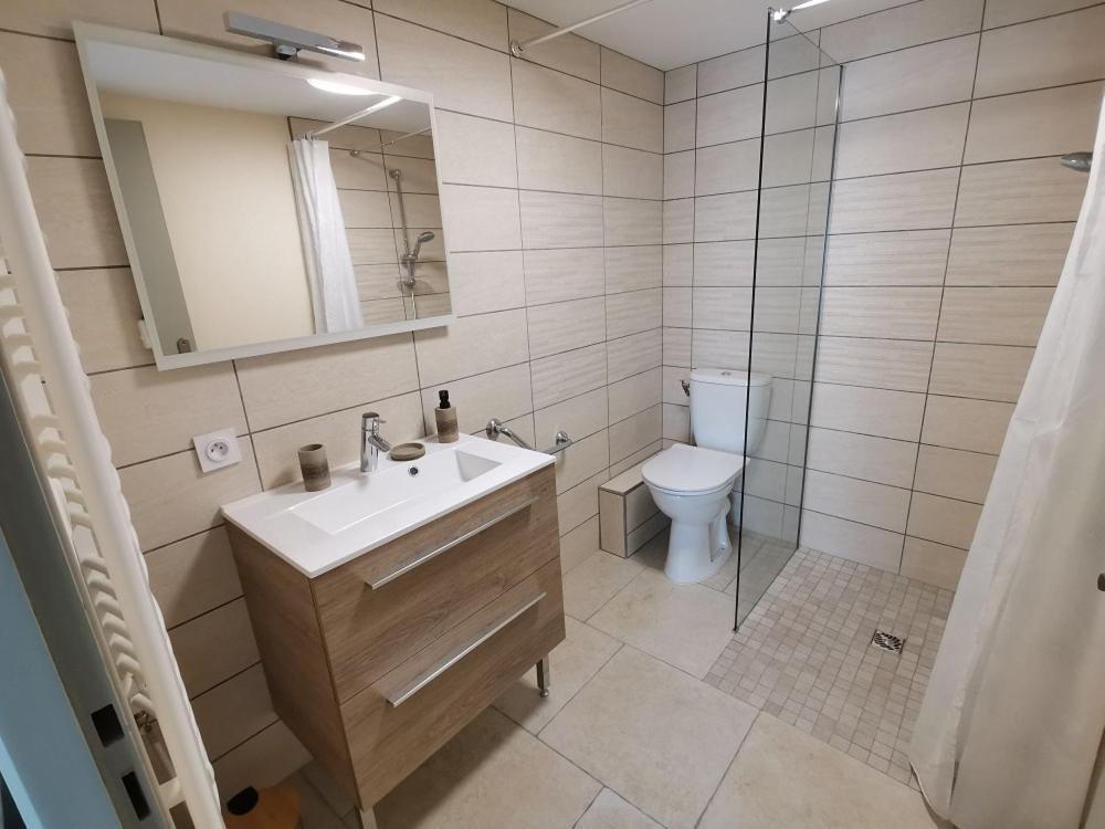 Gite - Chambres D'Hotes La Belle Helene Bressuire Zewnętrze zdjęcie